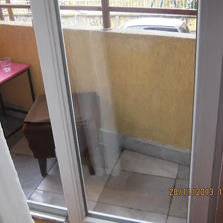 Appartement Laki & *