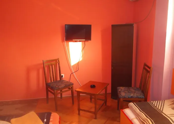 Апартаменты Laki &